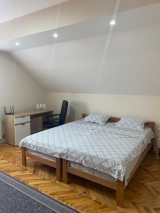Ni דירות באזור Tutunovic Podrum, בגודל 64 מר, עם 2 חדרי שינה ו- 1 חדרי רחצה פרטיים מראה חיצוני תמונה